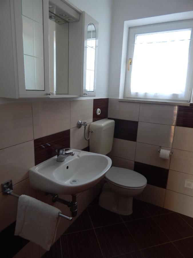Apartmani Lana Brodarica  Exterior foto