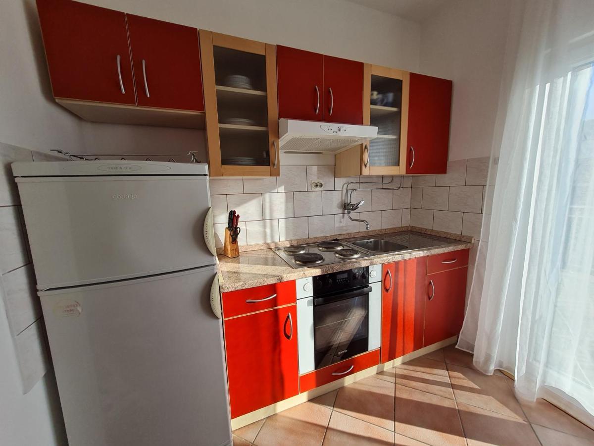 Apartmani Lana Brodarica  Exterior foto